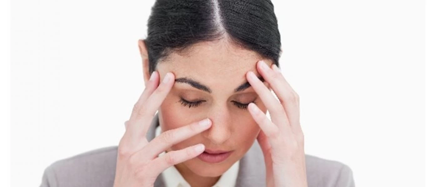 Ερυθηματώδης λύκος: Αυτά είναι τα 13 συμπτώματα που πρέπει να γνωρίζετε